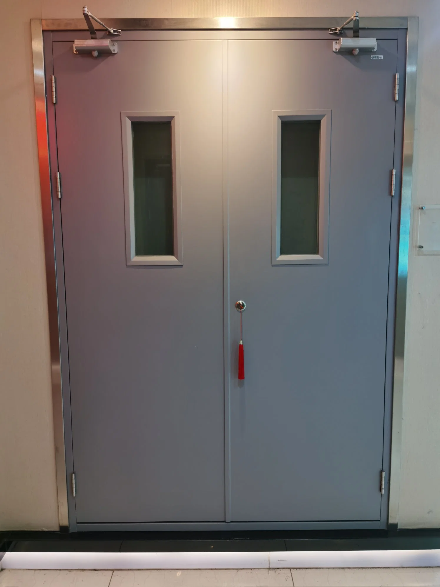 90-Min-Fire-Steel-Door-Fire-Rated-Fire-Exit-Door-with-Panic-Bar-Device